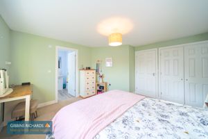 Bedroom- click for photo gallery